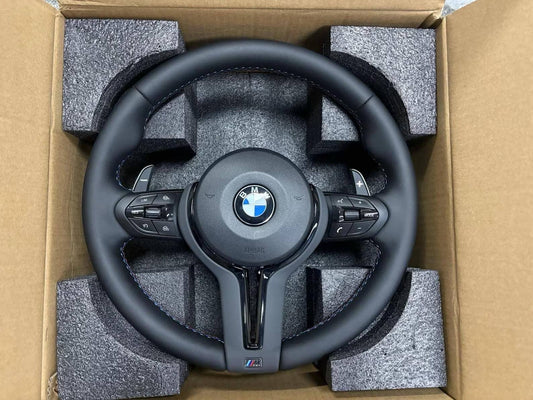 Volante Em Couro Com Detalhe Preto Piano BMW - C/AIRBAG